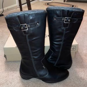 BRAND NEW, NEVER WORN, BLACK LEATHER PUPP ON “ECCO” BOOTS WITH “GORE-TEX”